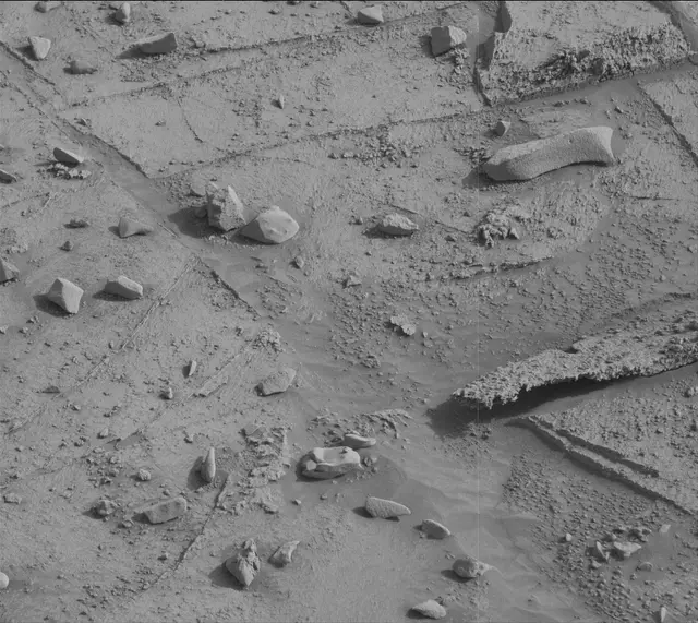 Sol 3379: Mast Camera (Mastcam)