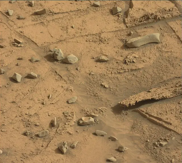 Sol 3379: Mast Camera (Mastcam)