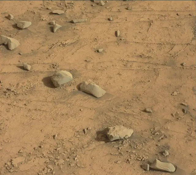 Sol 3379: Mast Camera (Mastcam)