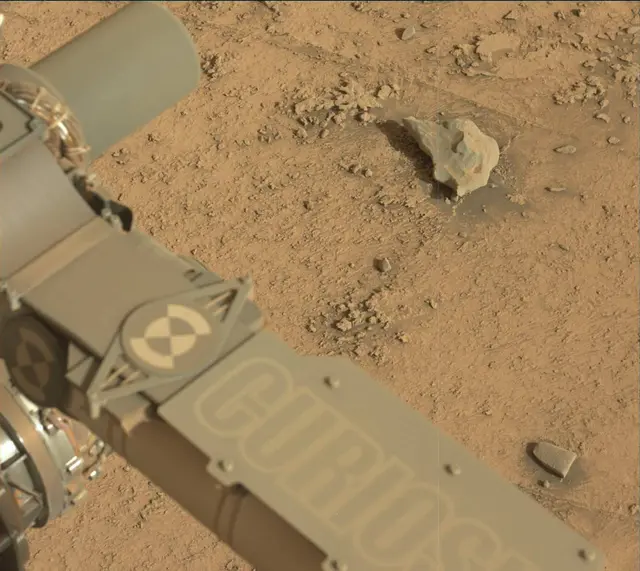 Sol 3379: Mast Camera (Mastcam)