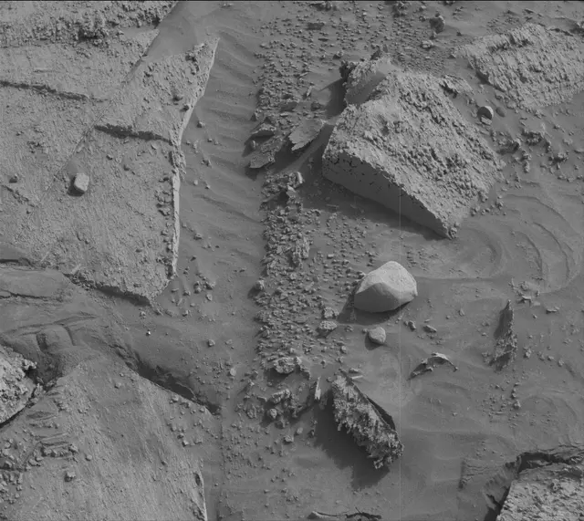 Sol 3379: Mast Camera (Mastcam)