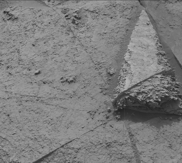 Sol 3379: Mast Camera (Mastcam)