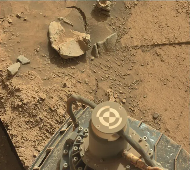 Sol 3379: Mast Camera (Mastcam)