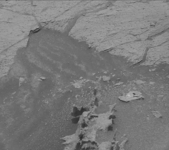 Sol 3379: Mast Camera (Mastcam)
