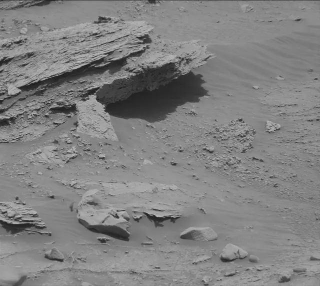 Sol 3381: Mast Camera (Mastcam)