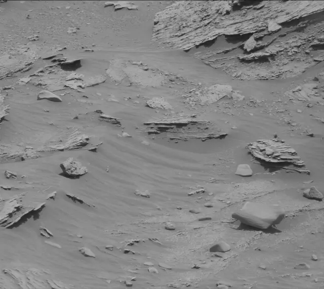 Sol 3381: Mast Camera (Mastcam)