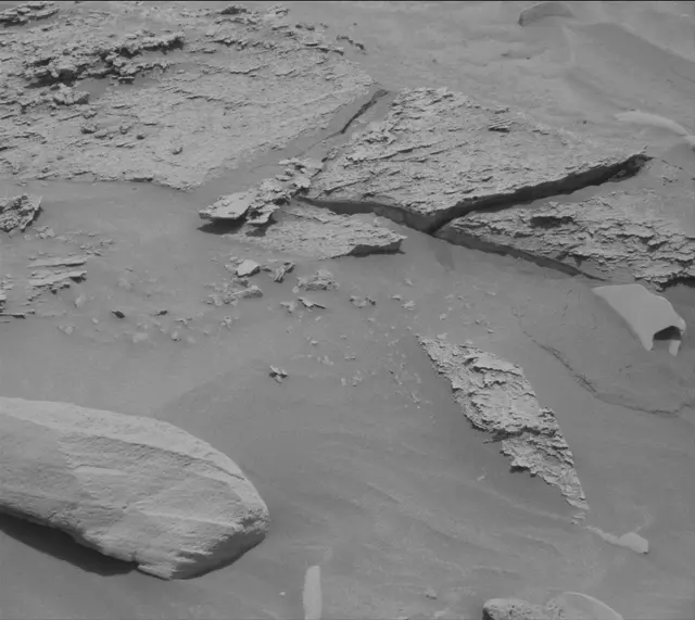 Sol 3381: Mast Camera (Mastcam)
