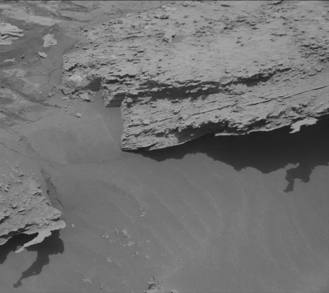 Sol 3381: Mast Camera (Mastcam)