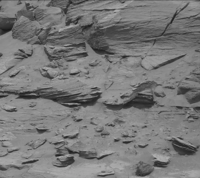 Sol 3381: Mast Camera (Mastcam)