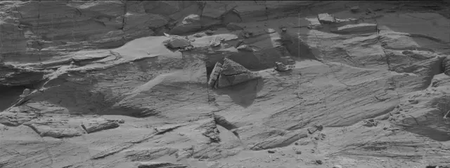 Sol 3383: Mast Camera (Mastcam)