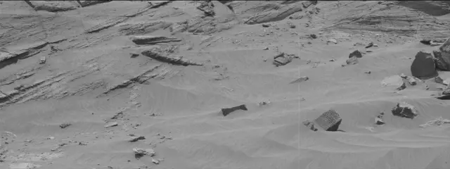 Sol 3383: Mast Camera (Mastcam)