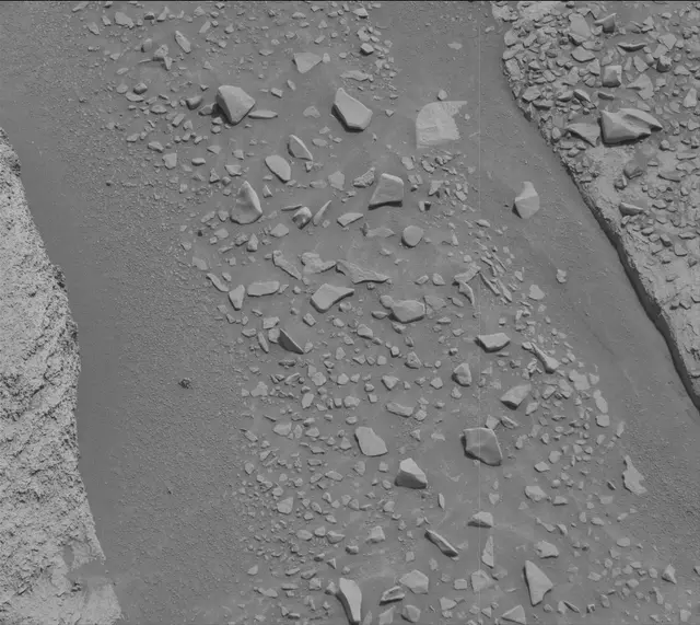 Sol 3383: Mast Camera (Mastcam)