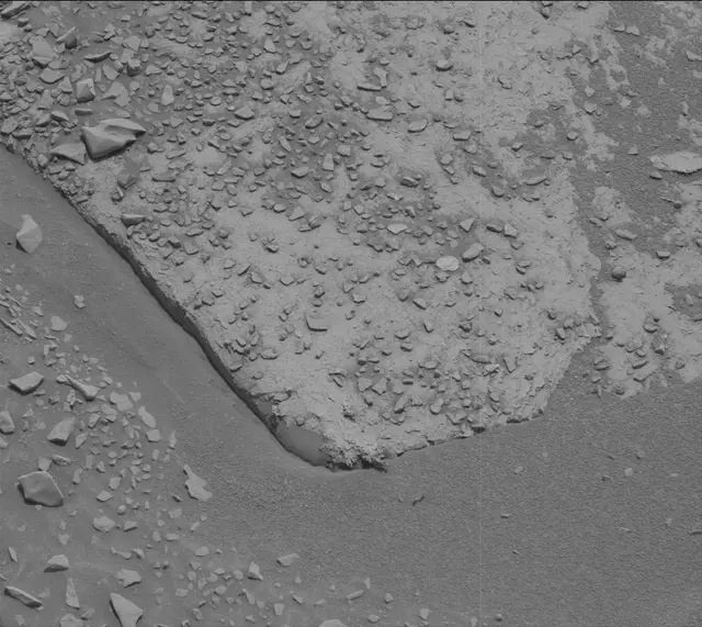 Sol 3383: Mast Camera (Mastcam)
