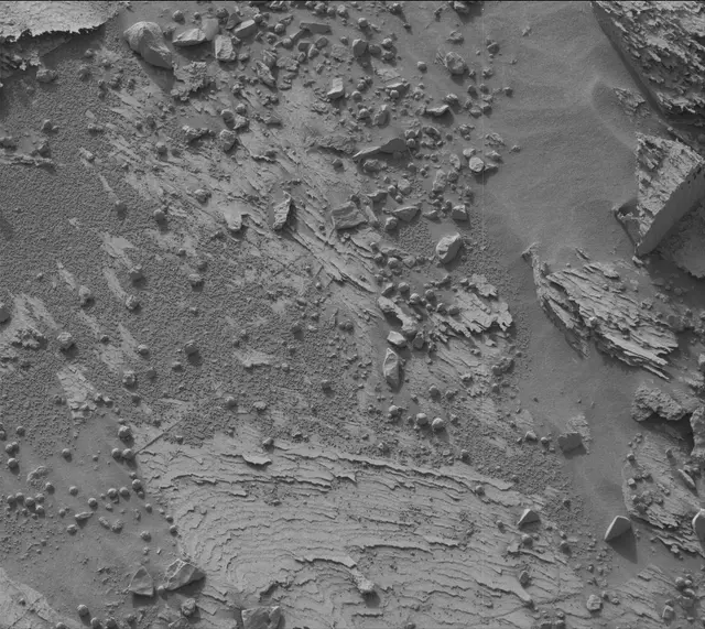 Sol 3383: Mast Camera (Mastcam)