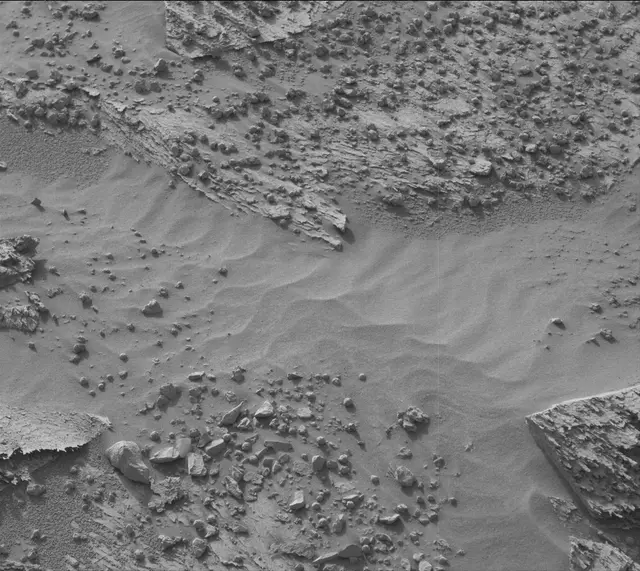 Sol 3383: Mast Camera (Mastcam)