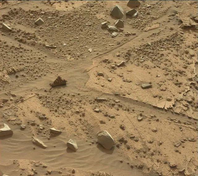 Sol 3383: Mast Camera (Mastcam)