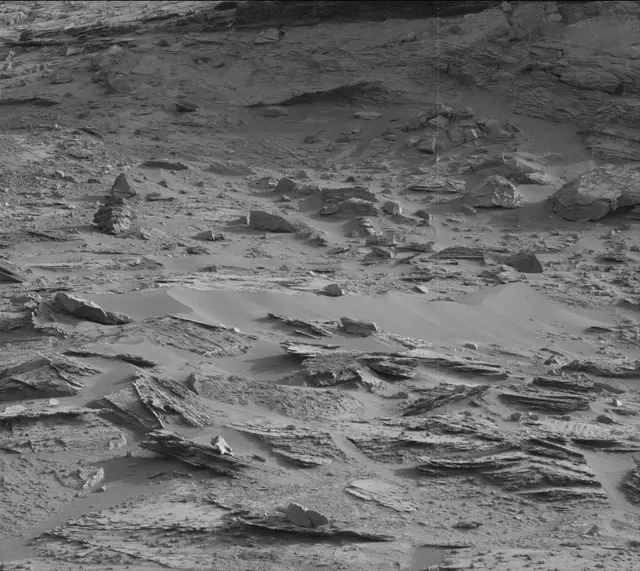 Sol 3383: Mast Camera (Mastcam)