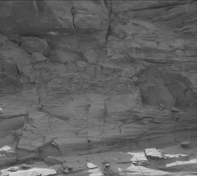 Sol 3383: Mast Camera (Mastcam)