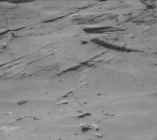 Sol 3383: Mast Camera (Mastcam)