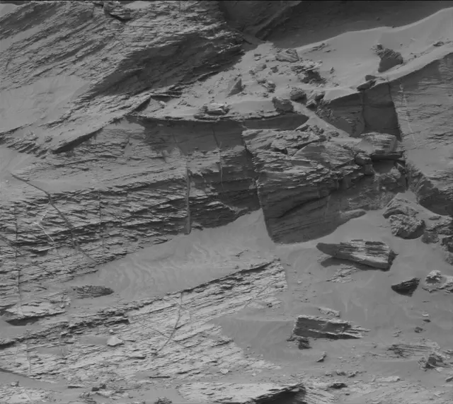 Sol 3383: Mast Camera (Mastcam)