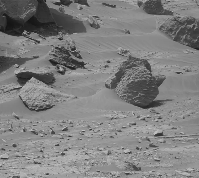 Sol 3383: Mast Camera (Mastcam)