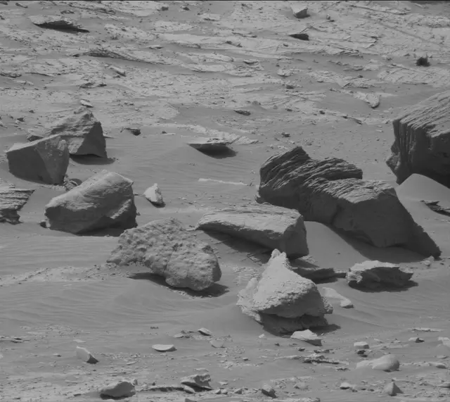 Sol 3383: Mast Camera (Mastcam)