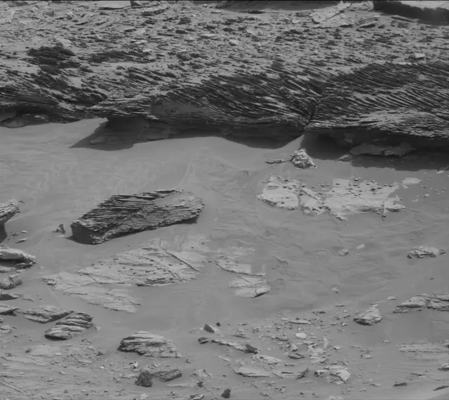 Sol 3383: Mast Camera (Mastcam)