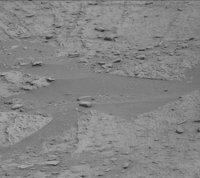 Sol 3383: Mast Camera (Mastcam)