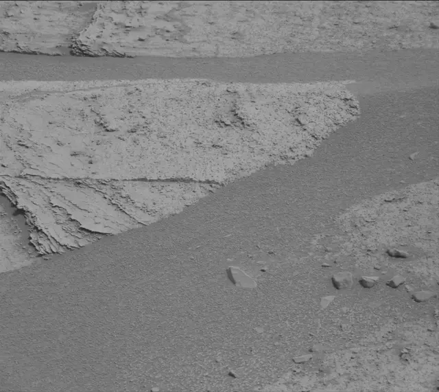 Sol 3383: Mast Camera (Mastcam)