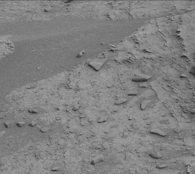 Sol 3383: Mast Camera (Mastcam)