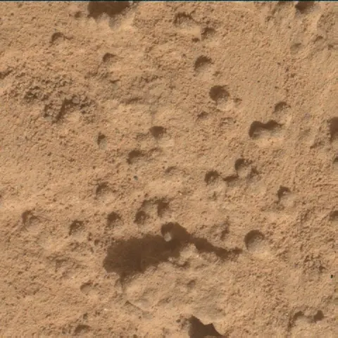 Sol 3383: Mars Hand Lens Imager (MAHLI)