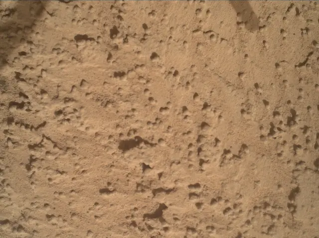 Sol 3383: Mars Hand Lens Imager (MAHLI)