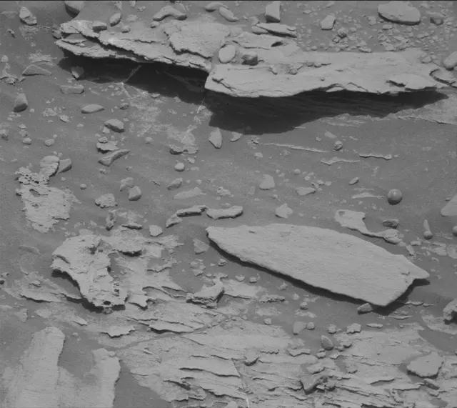 Sol 3385: Mast Camera (Mastcam)