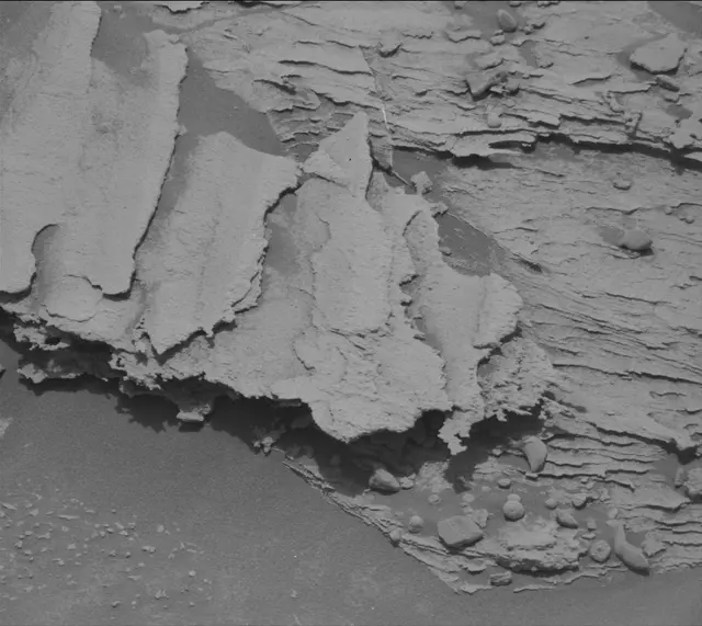 Sol 3385: Mast Camera (Mastcam)