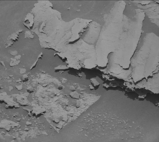Sol 3385: Mast Camera (Mastcam)