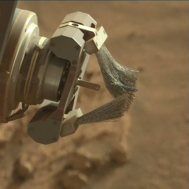 Sol 3385: Mast Camera (Mastcam)