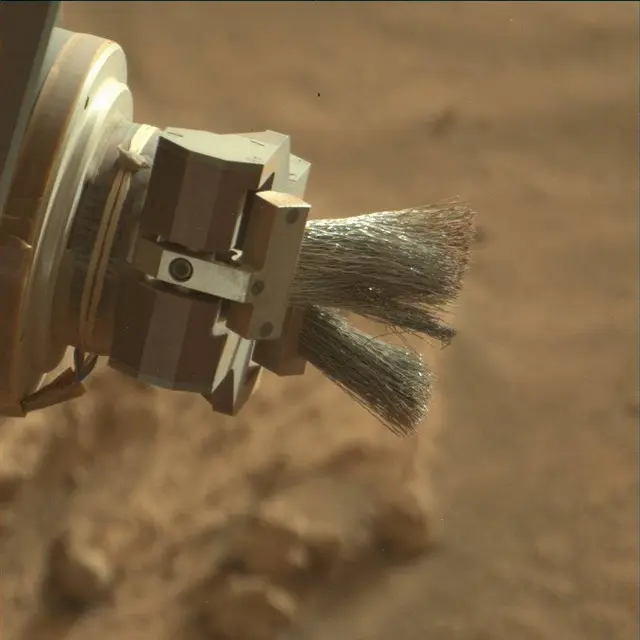 Sol 3385: Mast Camera (Mastcam)