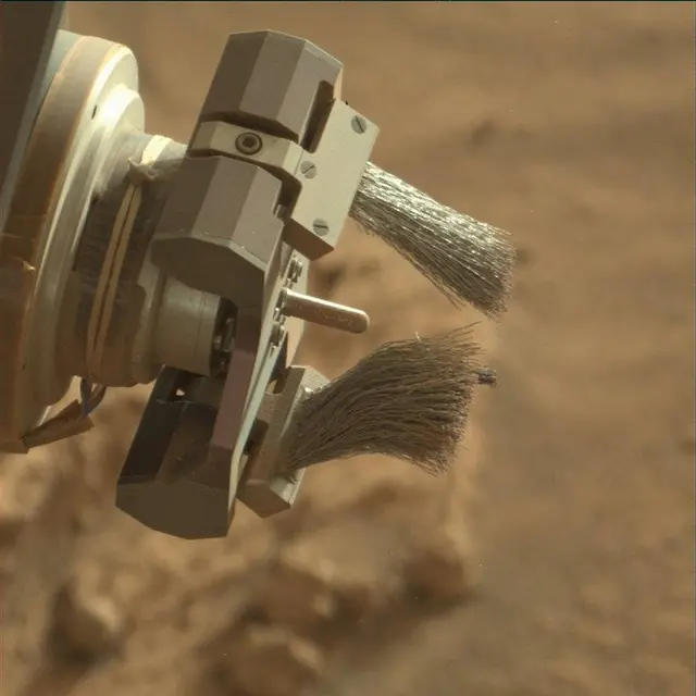 Sol 3385: Mast Camera (Mastcam)