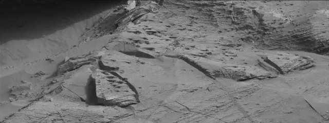 Sol 3386: Mast Camera (Mastcam)