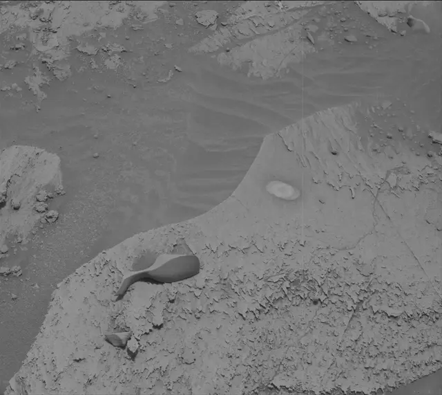 Sol 3386: Mast Camera (Mastcam)