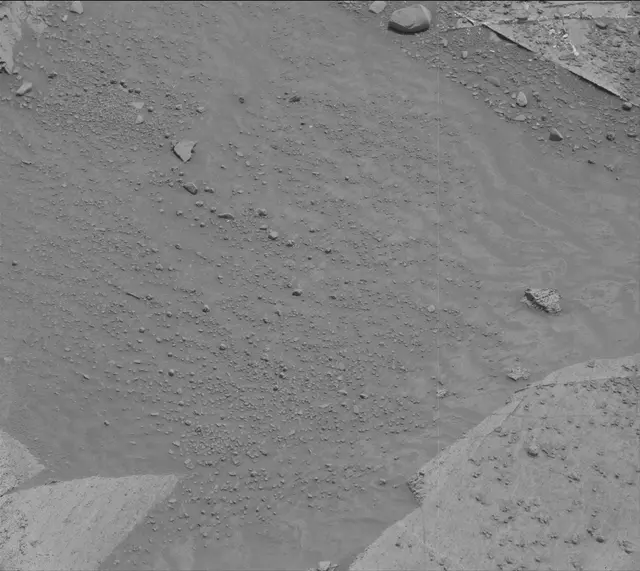 Sol 3386: Mast Camera (Mastcam)