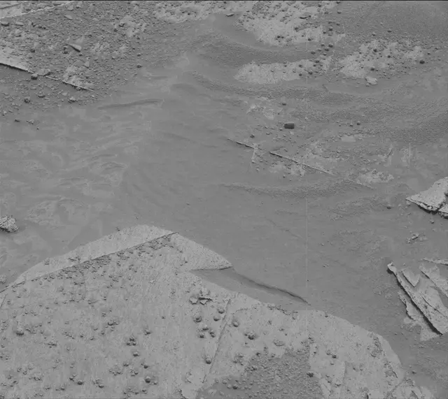 Sol 3386: Mast Camera (Mastcam)