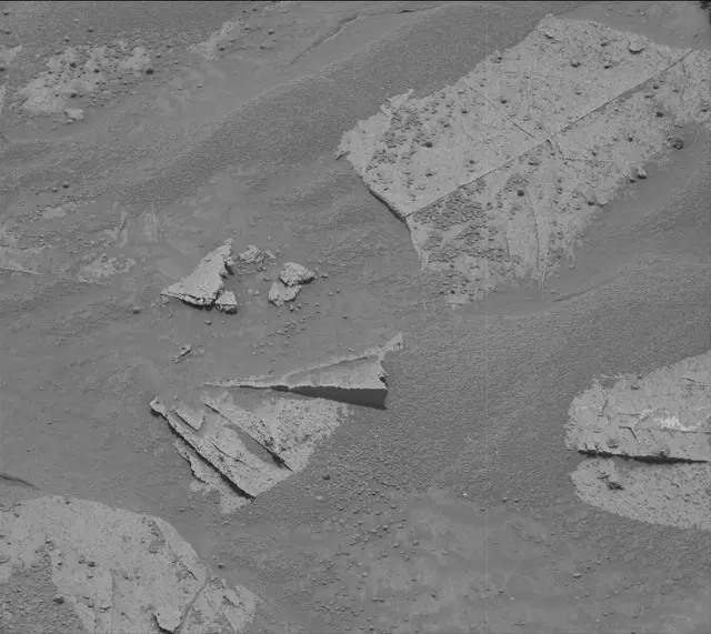 Sol 3386: Mast Camera (Mastcam)