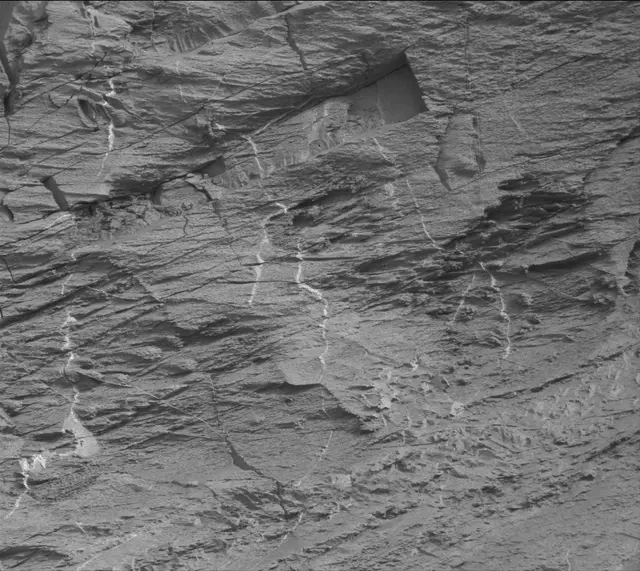 Sol 3386: Mast Camera (Mastcam)
