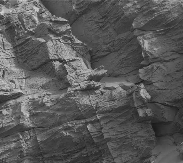 Sol 3386: Mast Camera (Mastcam)