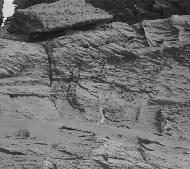Sol 3386: Mast Camera (Mastcam)