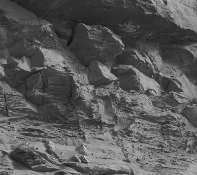 Sol 3386: Mast Camera (Mastcam)