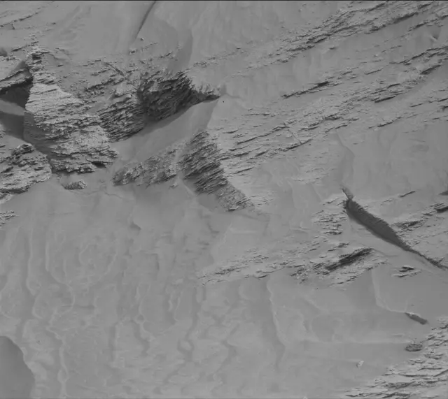 Sol 3386: Mast Camera (Mastcam)