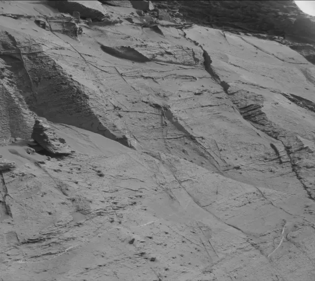 Sol 3386: Mast Camera (Mastcam)