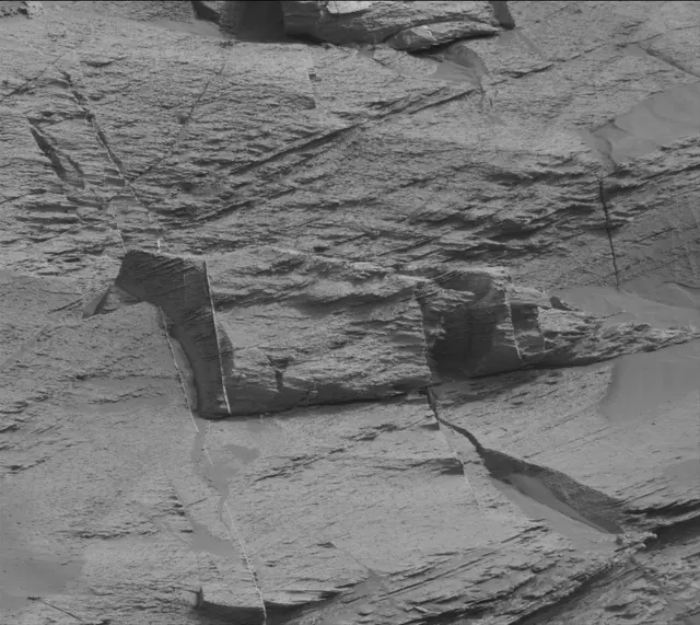 Sol 3386: Mast Camera (Mastcam)